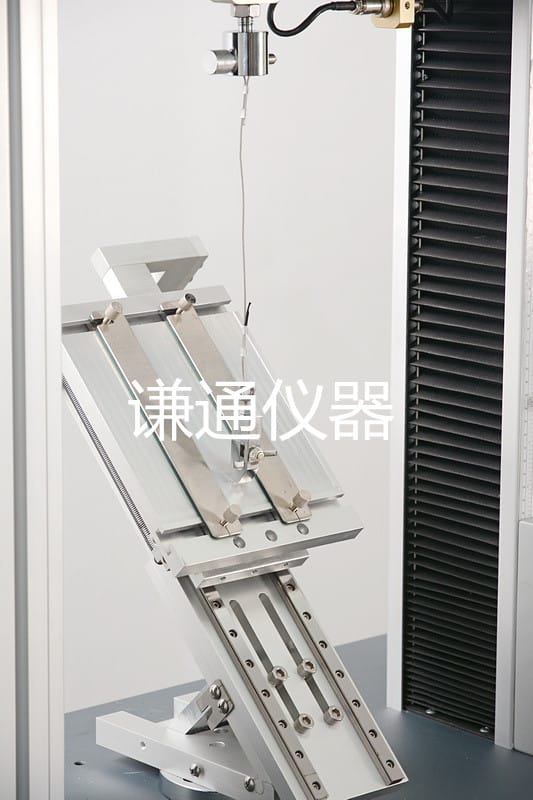 Thử bóc tách mô-đun quang điện mặt trời